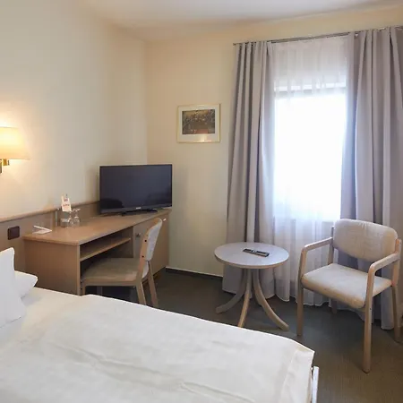 Hotel Klingelhoeffer Alsfeld Exterior photo